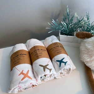 I Love Airplanes Muslin Swaddle Blanket (Multicolour)