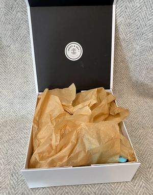 "Welcome Baby" Gift Box - CHARLIE